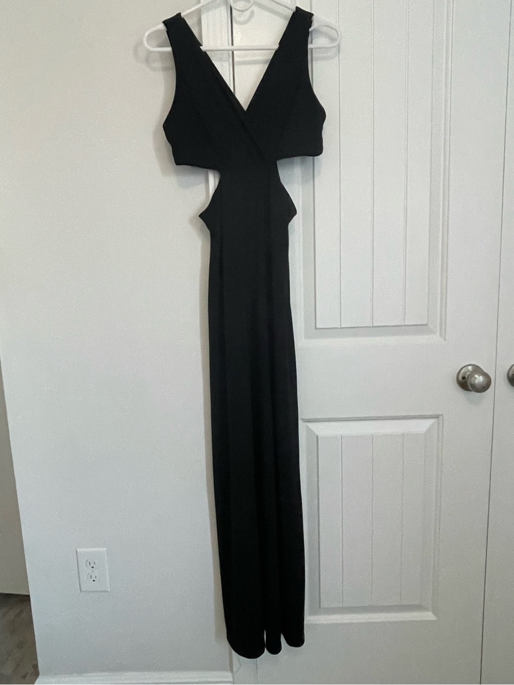 Forever 21 Black Cutout Maxi Dress Size Medium